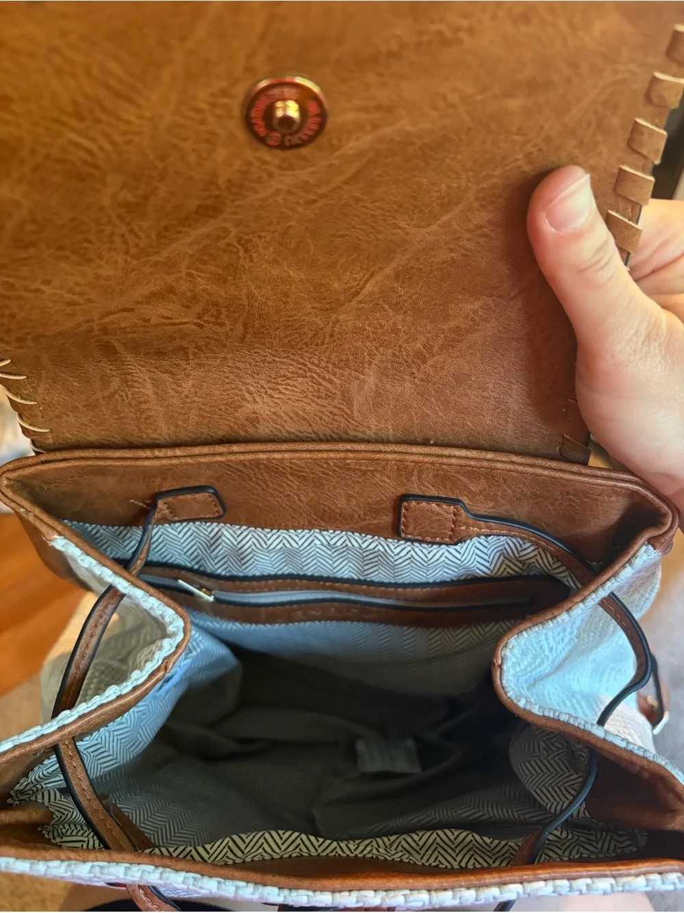 Jen & Co stylish tan